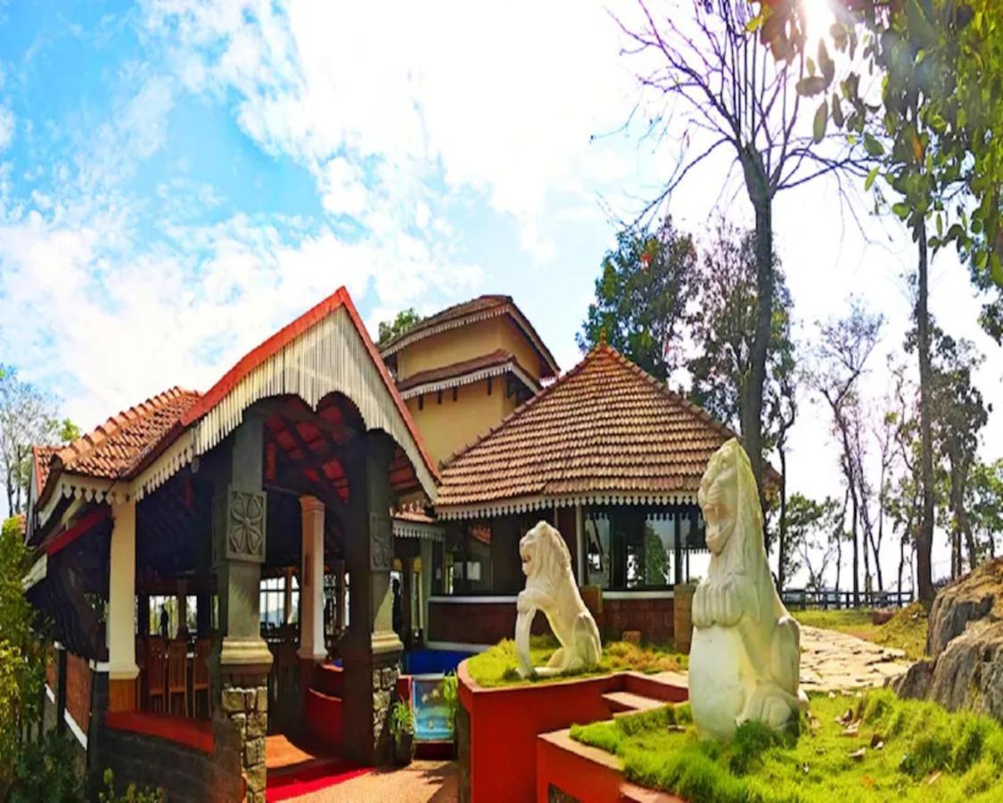 The Porcupine Castle Resort マディケーリ エクステリア 写真